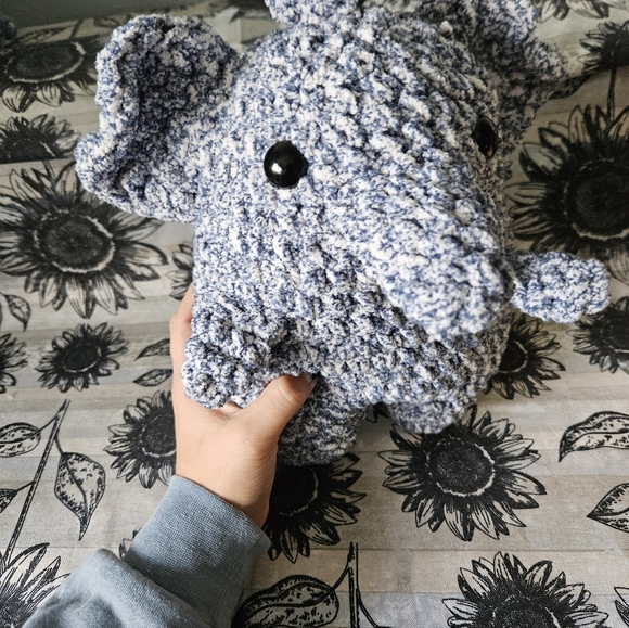 Crochet Blue Elephant Amigurumi - Picture 6 of 10